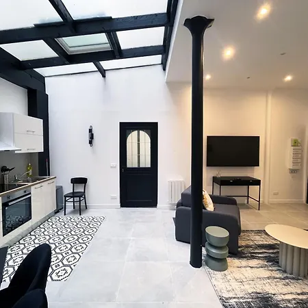 Urbanflat 08 - Design Flat In Republique - 2 Bedrooms Parigi
