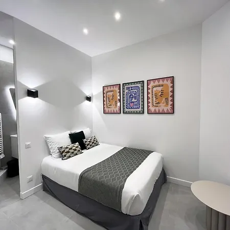 Appartamento Urbanflat 08 - Design Flat In Republique - 2 Bedrooms Parigi